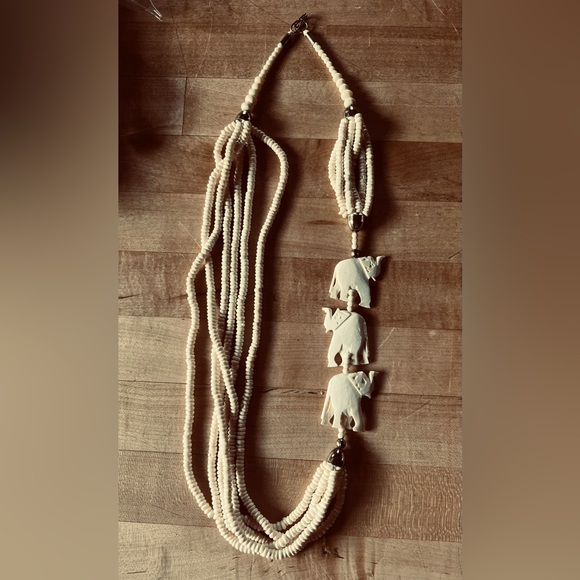 TRIBAL STYLE Bone Ivory Like CARVED ELEPHANT W/ MULTI BEADED LAYER NECKLACE - Picture 1 of 1